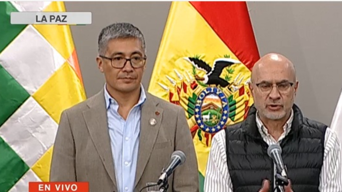 Ministros de Economía y Presidencia, Espinoza y Lupo. Foto: captura