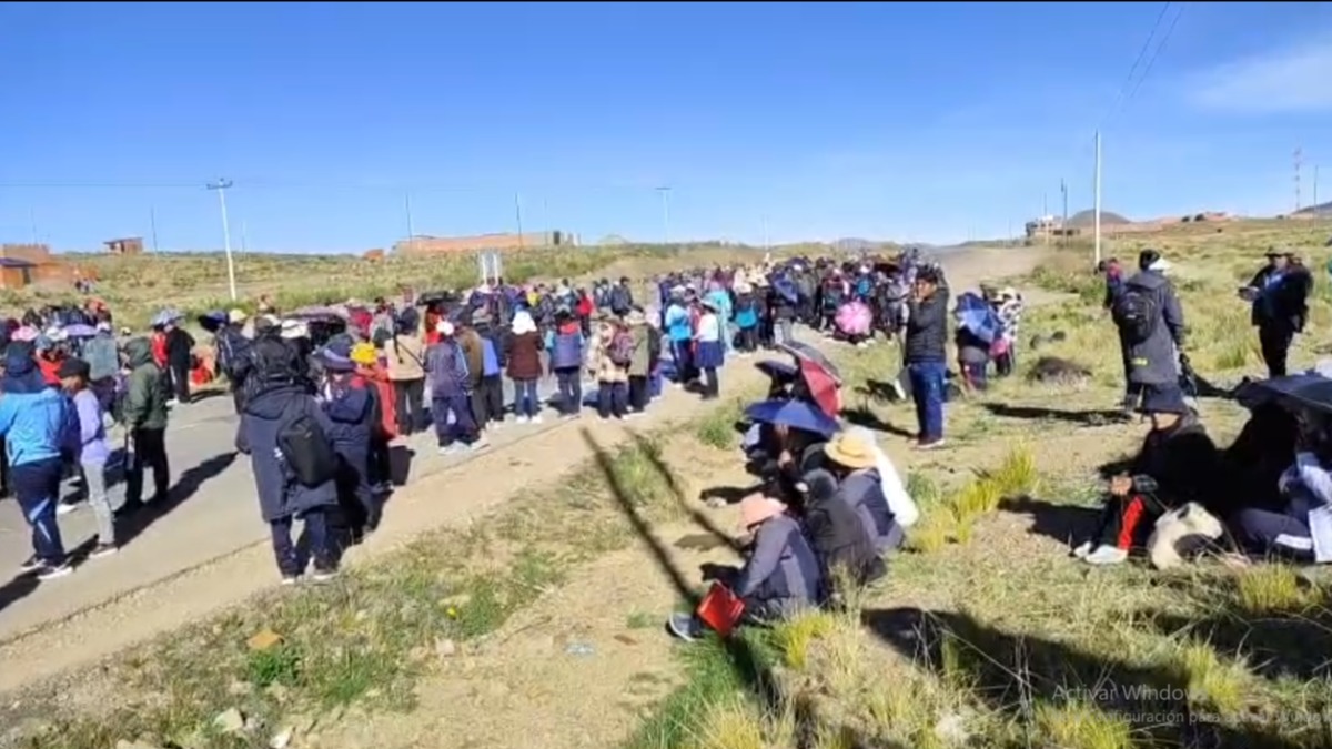 Punto de bloqueo en Caracollo. Foto: Captura de video