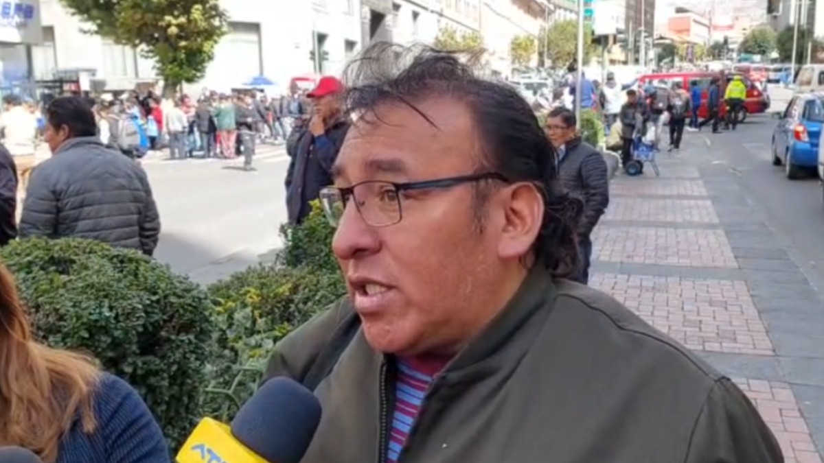 Dirigente de la Federación de Choferes Chuquiago Marka, Santos Escalante. Foto: ANF