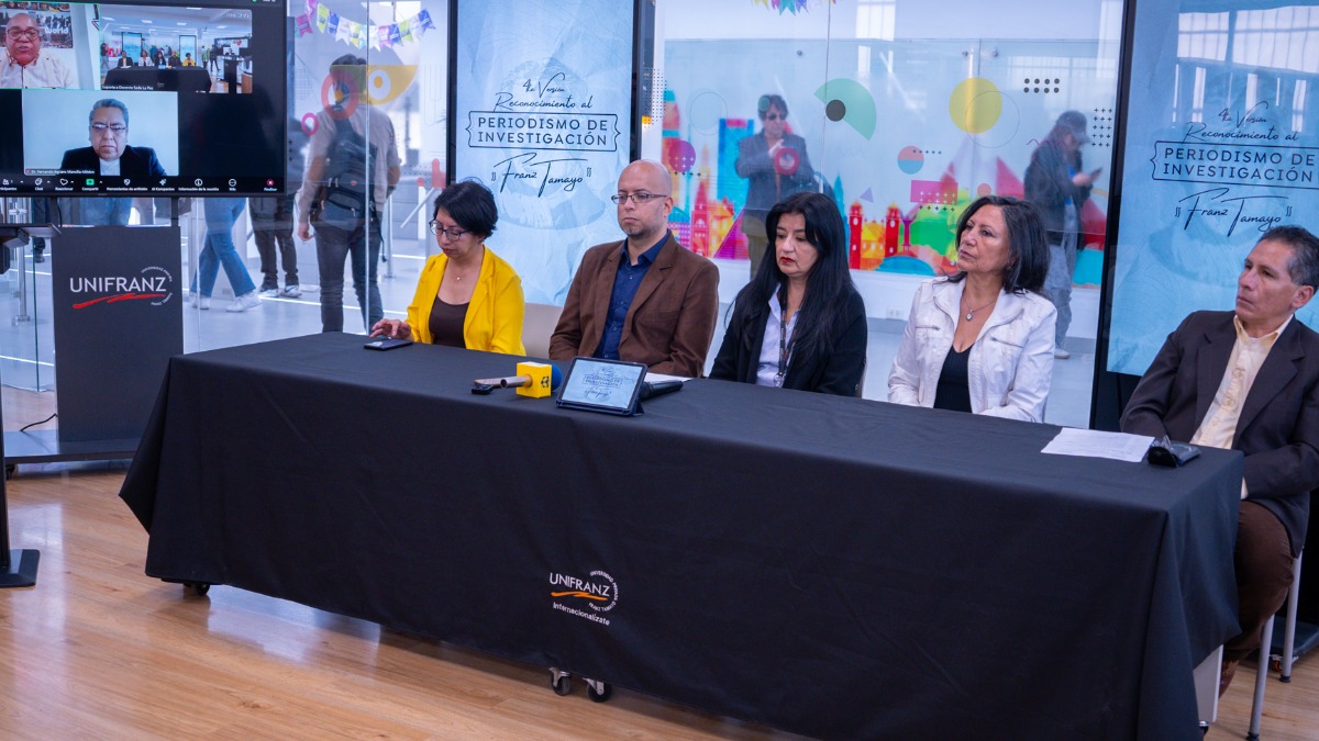 La tercera edición del Reconocimiento Franz Tamayo al Periodismo de Investigación 2025 contó con trabajos de destacados profesionales.  Foto: Unifranz
