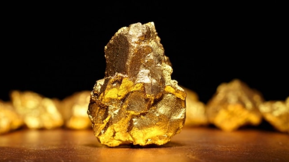 Baja el precio del oro.