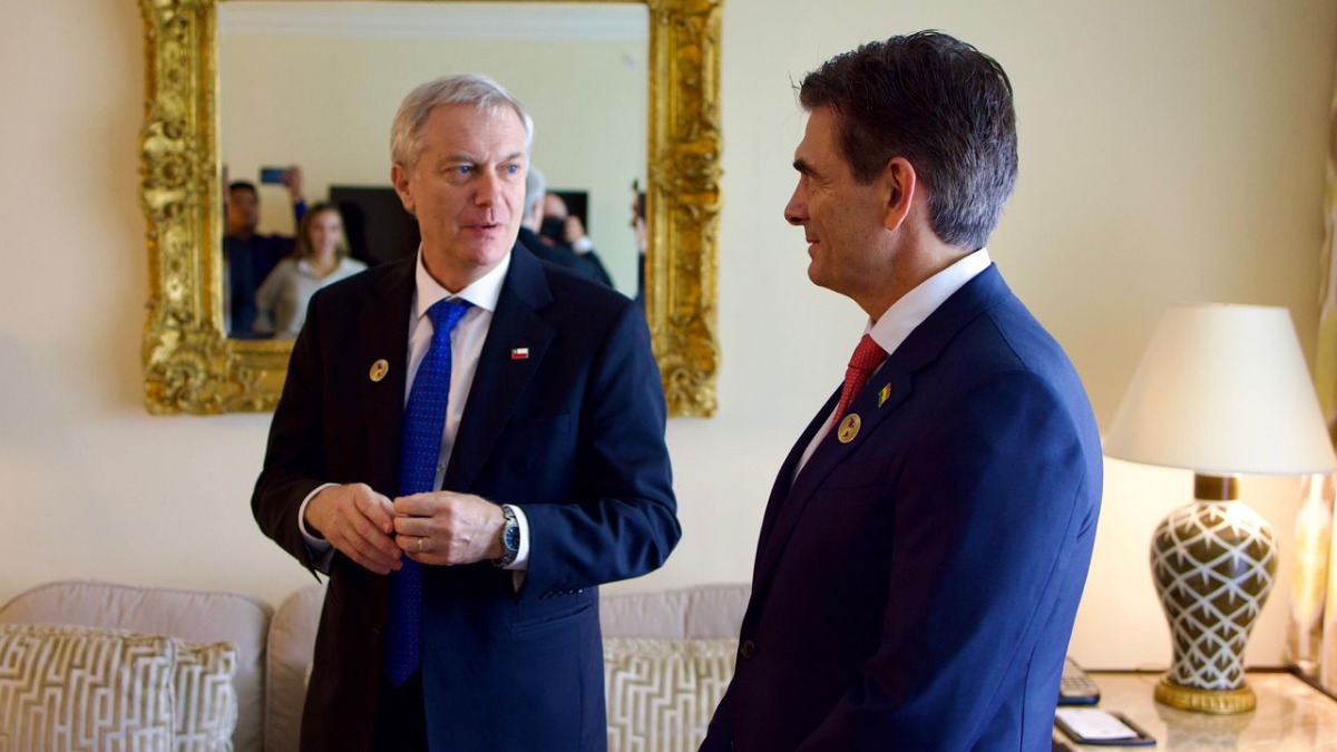 El presidente electo de Chile, José Antonio Kast, y el jefe de Estado de Bolivia, Rodrigo Paz.