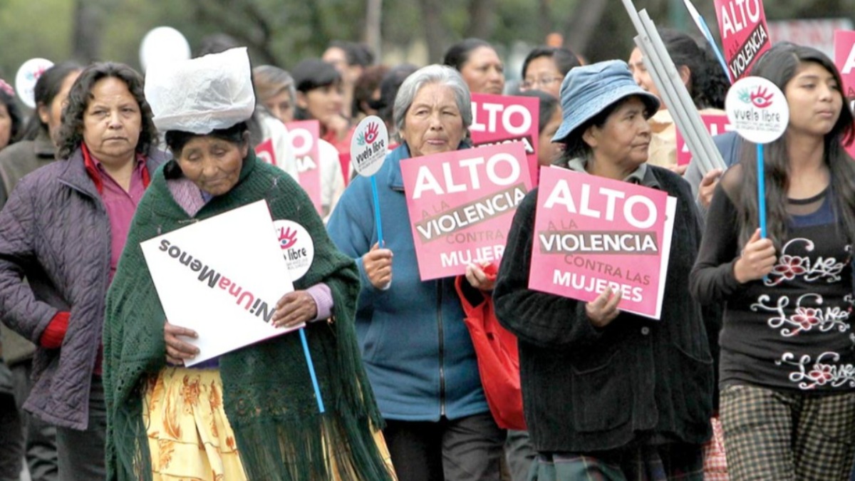 Las mujeres se manifiestan contra la violencia machista. Foto: Opinión