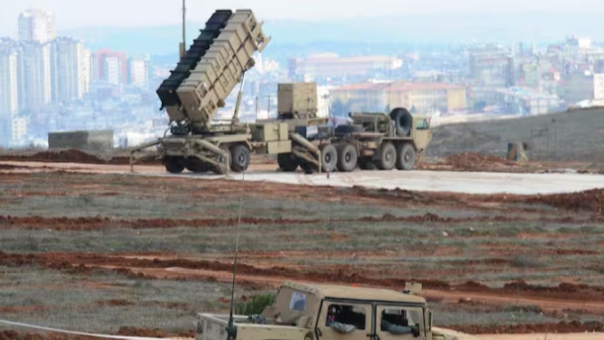 Un sistema de lanzamiento de misiles Patriot en una base militar turca en Gaziantep.  Foto: La Tercera
