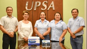 UPSA recibe equipo de análisis ambiental de vanguardia donado por la Asociación Boliviana de Ingeniería Sanitaria ABIS-S