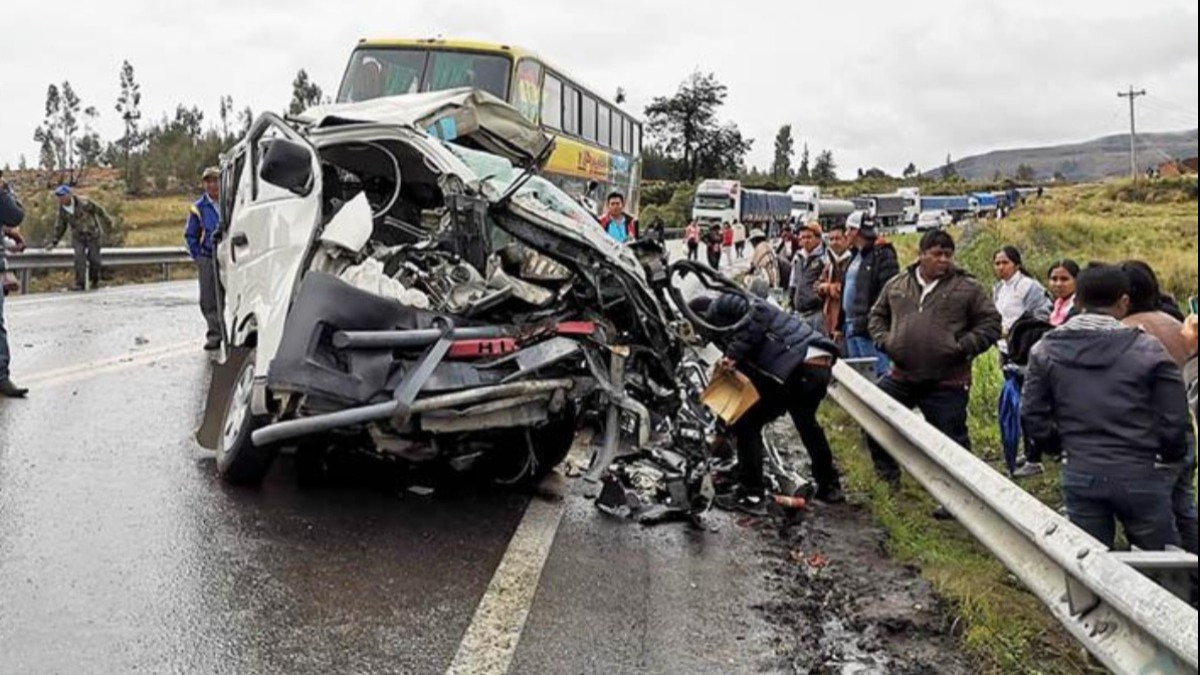 Accidente de tránsito en Bolivia. Foto archivo: Abi