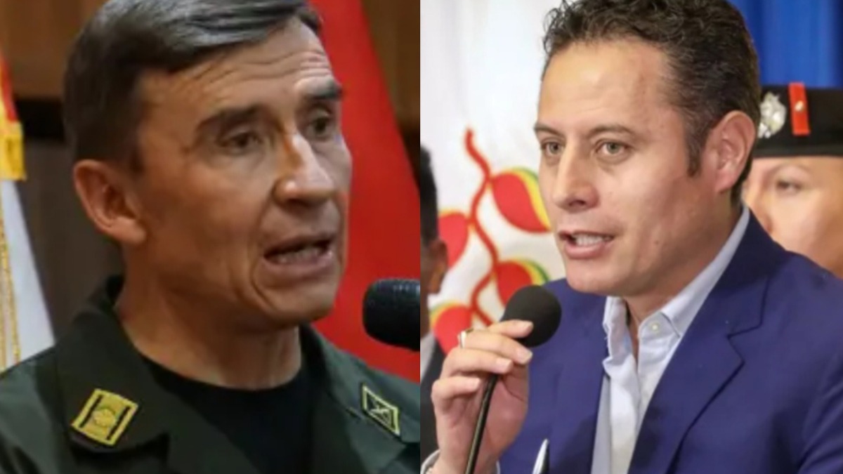 El Comandante general de la Policía Boliviana, Mirko Sokol y el vicepresidente del país, Edmand Lara.