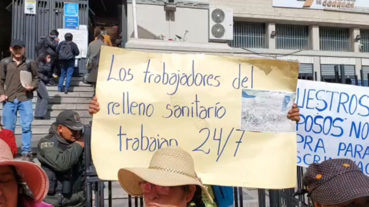 Denuncian que cumplen turnos de hasta 24 horas en condiciones insalubres y sin pago de salarios. Foto: ANF