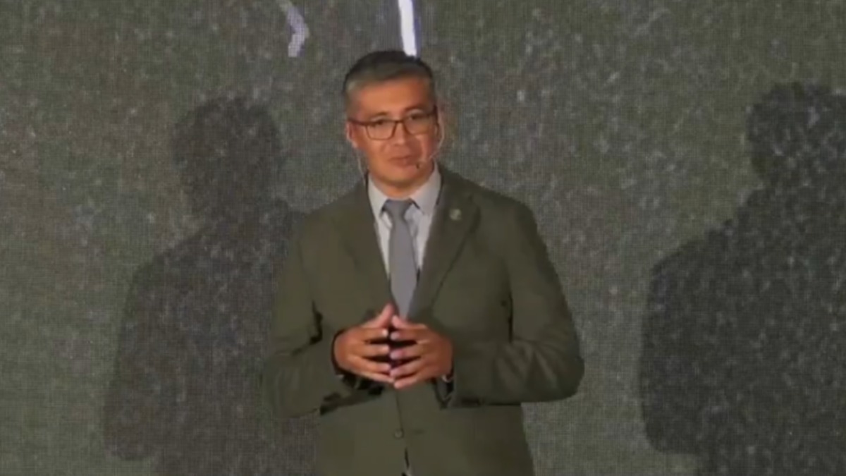 El ministro de Economía, José Gabriel Espinoza, durante la presentación del PGE  Reformulado 2026.