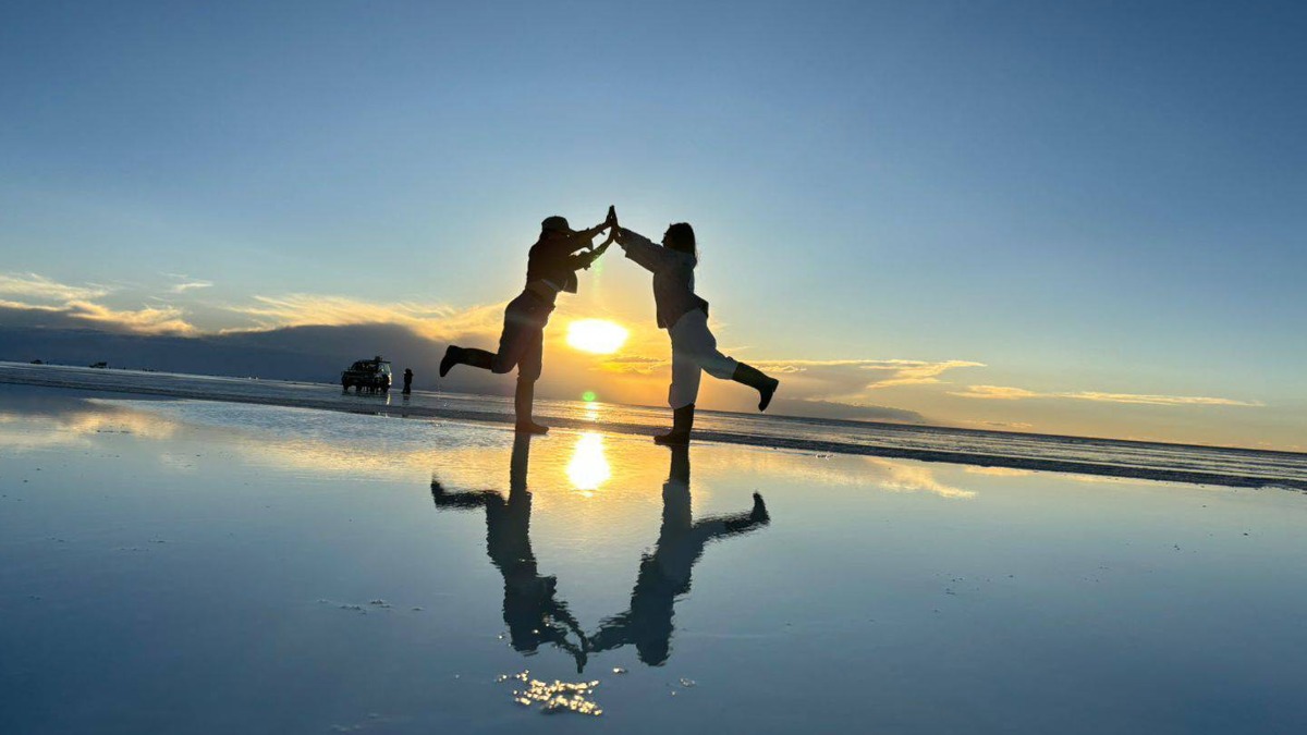 El Salar de Uyuni no solo compite en el ámbito regional, sino en un circuito global donde la sostenibilidad, la innovación y la excelencia son determinantes.  Foto: Unifranz
