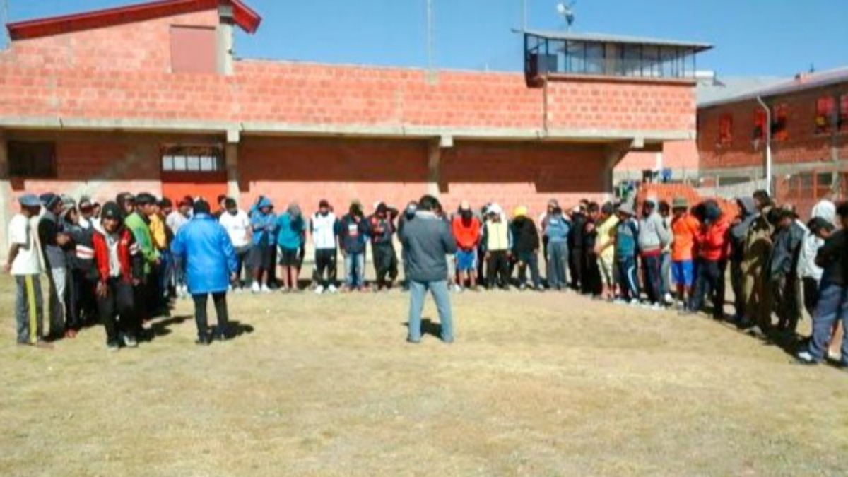 Jóvenes en Qalauma. Foto: El Diario