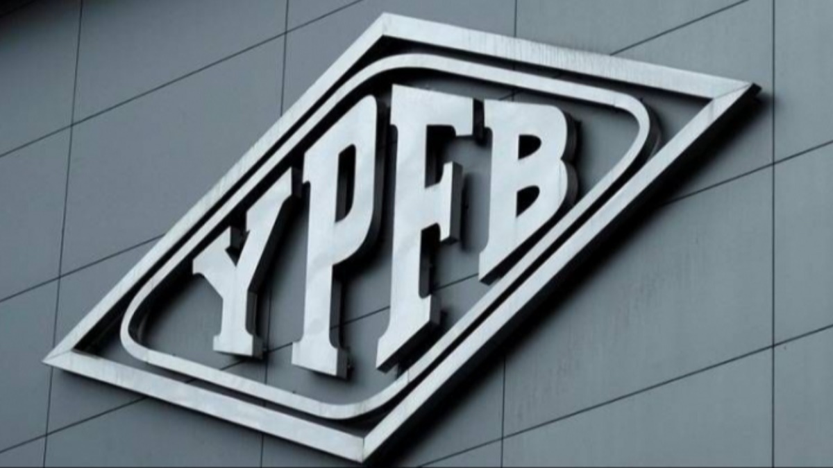 La intervención se realizó en instalaciones de El Prado, donde se busca documentación clave. Foto: YPFB
