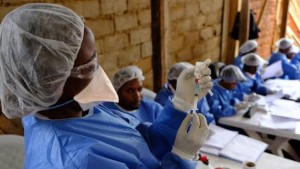 El brote de ébola en RDC desborda los mecanismos de rastreo sanitario