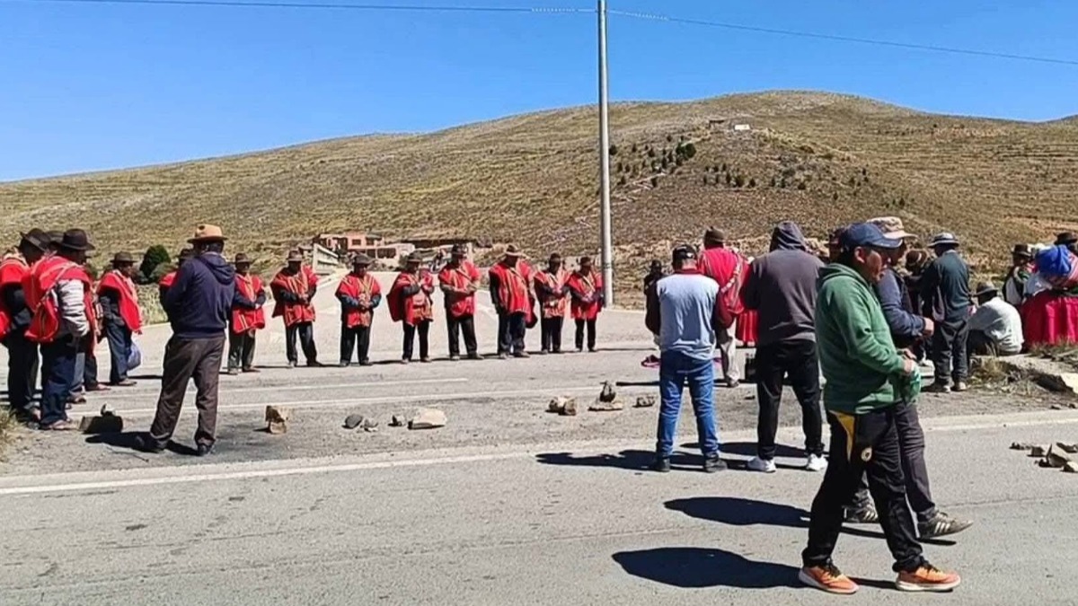 Bloqueo de campesinos de La Paz. Foto: RKC