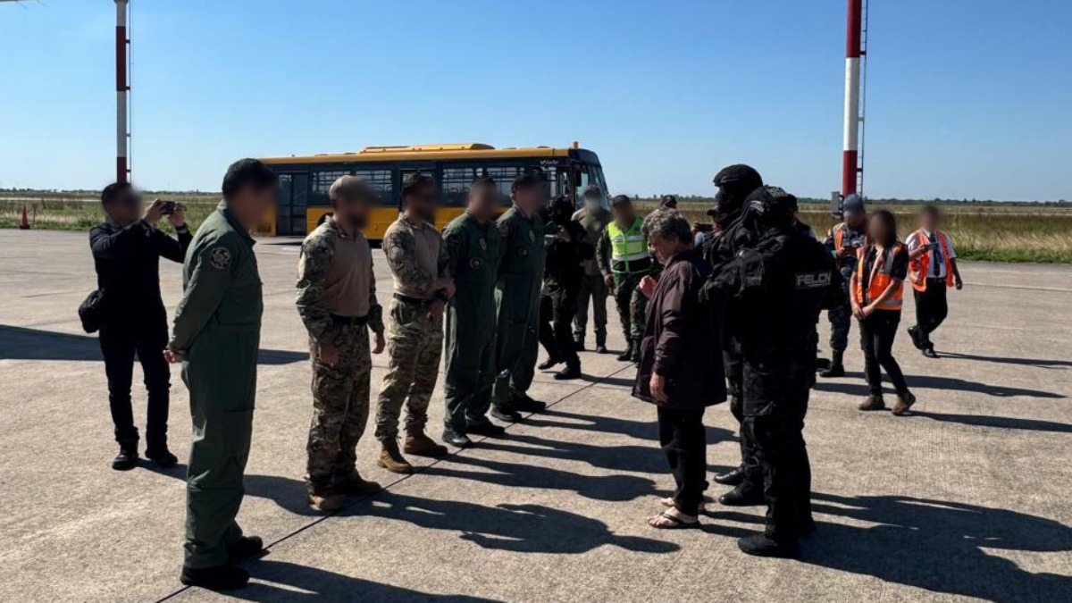 Bolivia entrega a Brasil a Gerson Palermo, considerado un capo del PCC. Foto: Viceministerio Def. Social