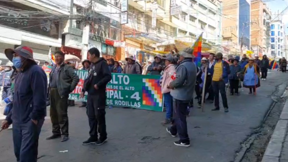 Marcha de algunas juntas vecinales de El Alto. Foto: ANF