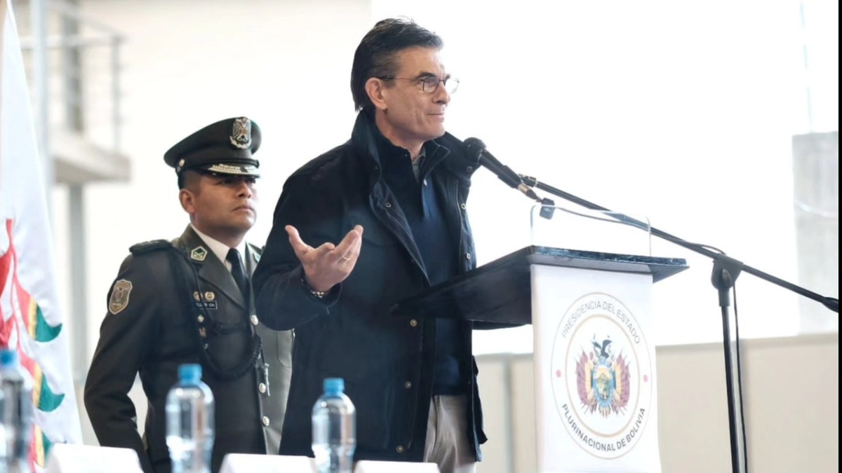 Rodrigo Paz anuncia conversaciones con el FMI para financiar obras y producción. Foto: Facebook Rodrigo Paz