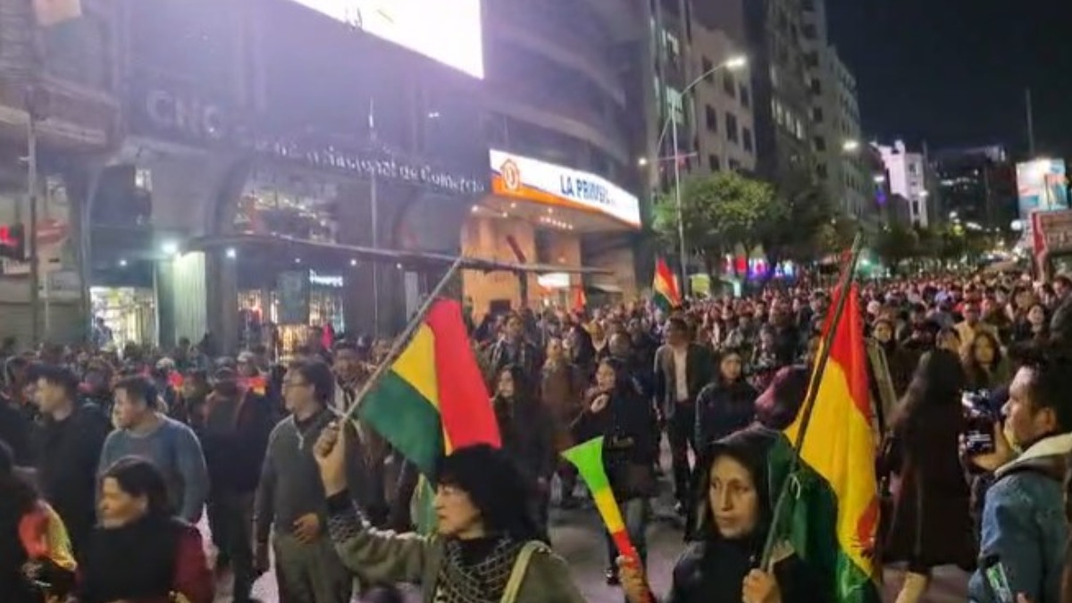 Una gran cantidad de personas se movilizaron en La Paz. Foto: ANF