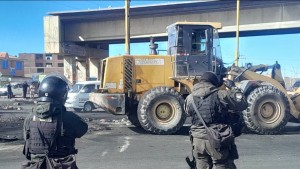 Desbloqueo en la ciudad de El Alto.  Fotografía: Red Policial