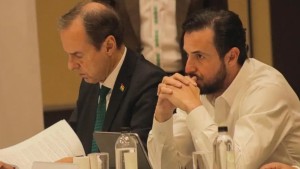 Jorge Tuto Quiroga y el gobernador de Santa Cruz, Juan Pablo Velasco. Foto: Internet