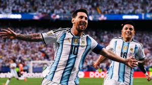 Messi hace historia en la goleada de Argentina a Argelia