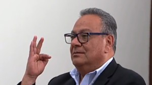 Erick Sanjinés asume como ministro de Educación y promete profundizar el diálogo con el magisterio