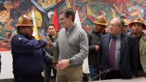 Crece rechazo al acuerdo entre presidente Paz y cooperativas mineras que pone en riesgo áreas protegidas de Bolivia