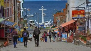 Turistas en Copacabana. Foto: Turismo El Alto