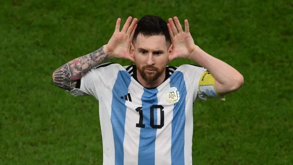 El argentino Lionel Messi celebra su gol para el triunfo de su equipo.  Foto: FIFA