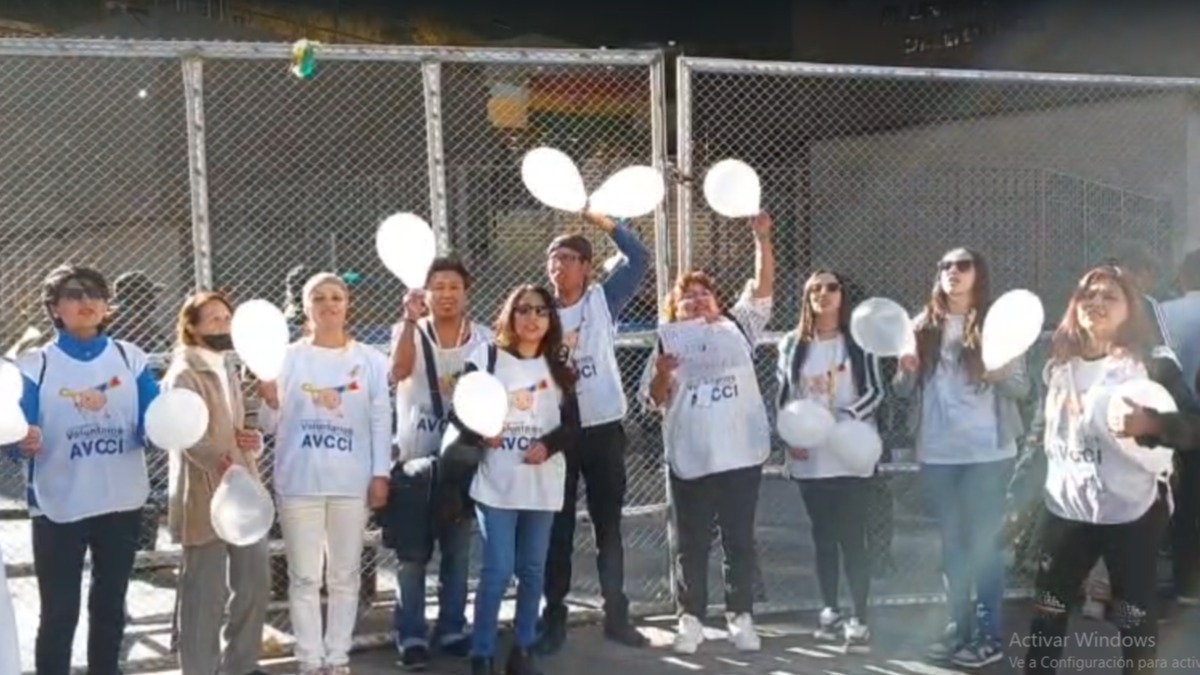 AVCCI protesta en puertas de la ALP. Foto: ANF