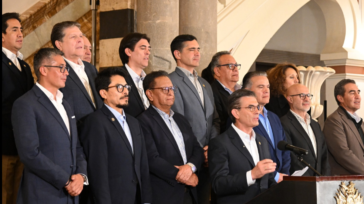 El momento en el que el mandatario da su mensaje dictando el estado de excepción. Foto: Oficina presidencial