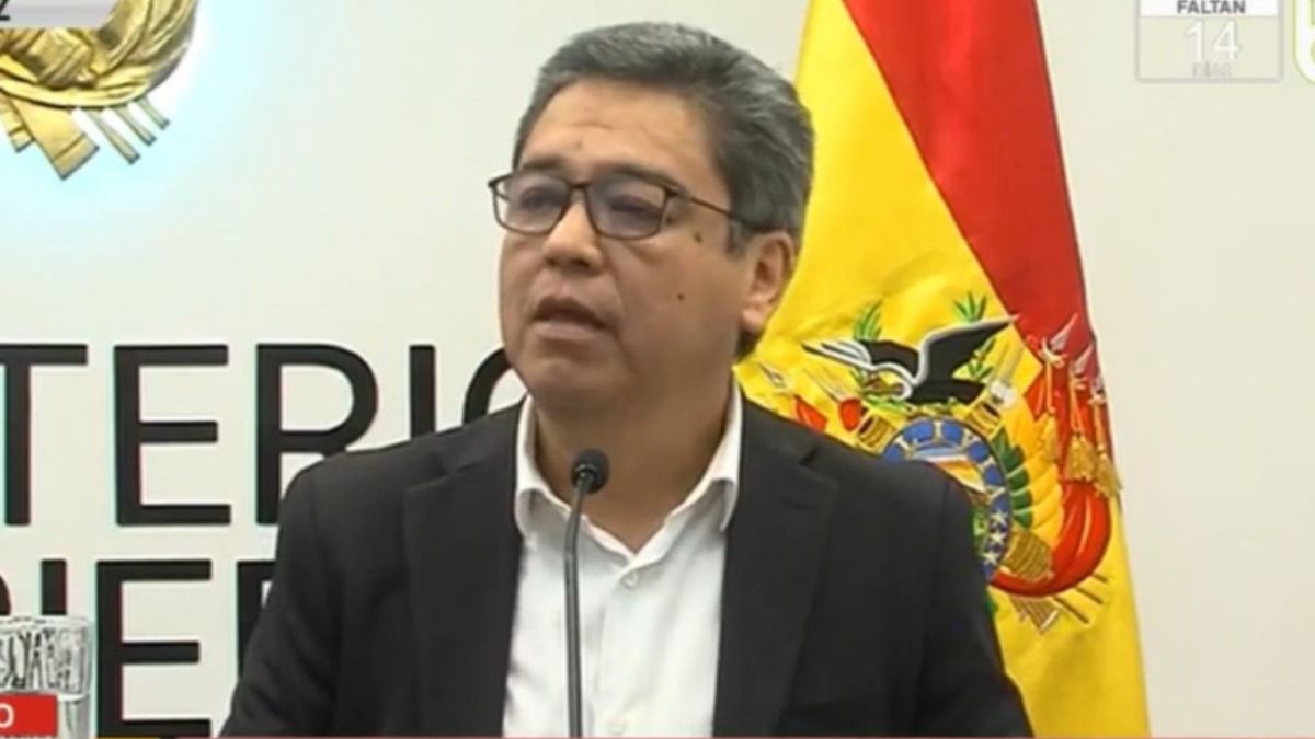 El voero presidencial, José Luis Gálvez.