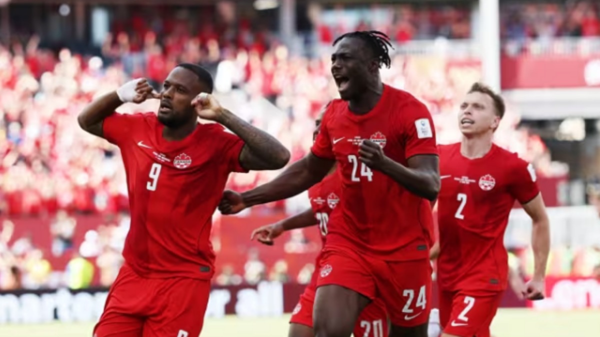 Jugadores de Canadá celebran el gol de  Jovo Lukic.   Foto: FIFA