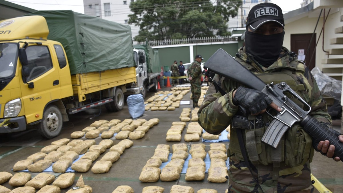 Operativo de incautación de droga. Imagen archivo: FELCN
