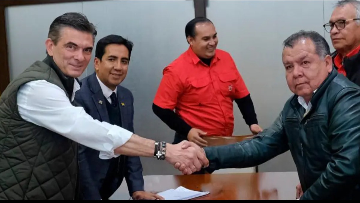 Reunión entre el presidente Rodrigo Paz y la dirigencia de la COD de Santa Cruz. Foto: Internet