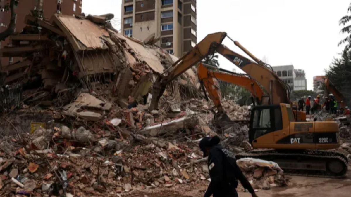 Un edificio en ruinas tras los sismos en Venezuela.