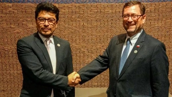 Los cancilleres de Bolivia, Fernando Aramayo, y de Chile, Francisco Pérez Mackenna, en un nuevo ciclo de relaciones. Foto de Archivo.