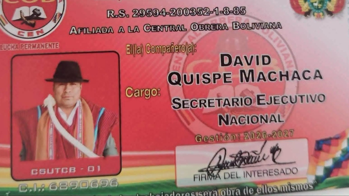 Credencial del dirigente campesino Davis Quispe. Foto: Internet