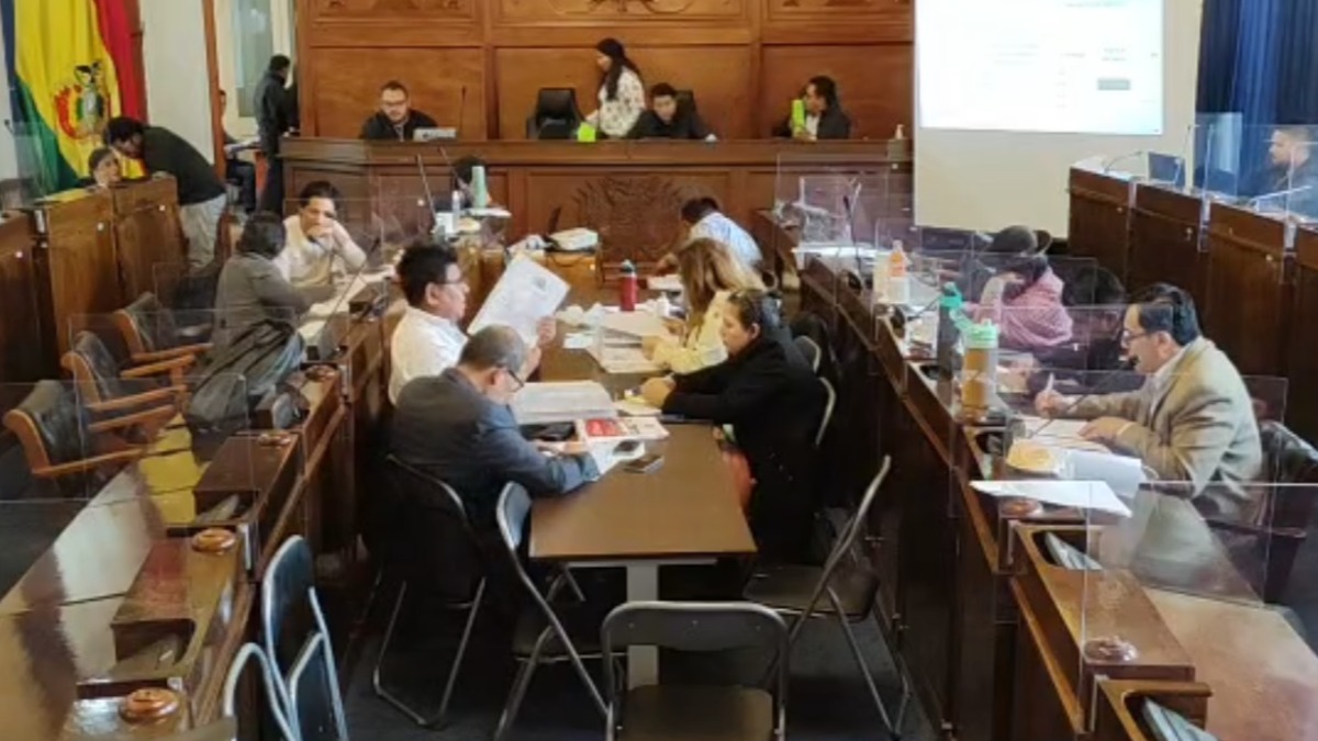 La anterior legislatura realizó la evaluación de los postulantes a magistrados. Foto: ANF