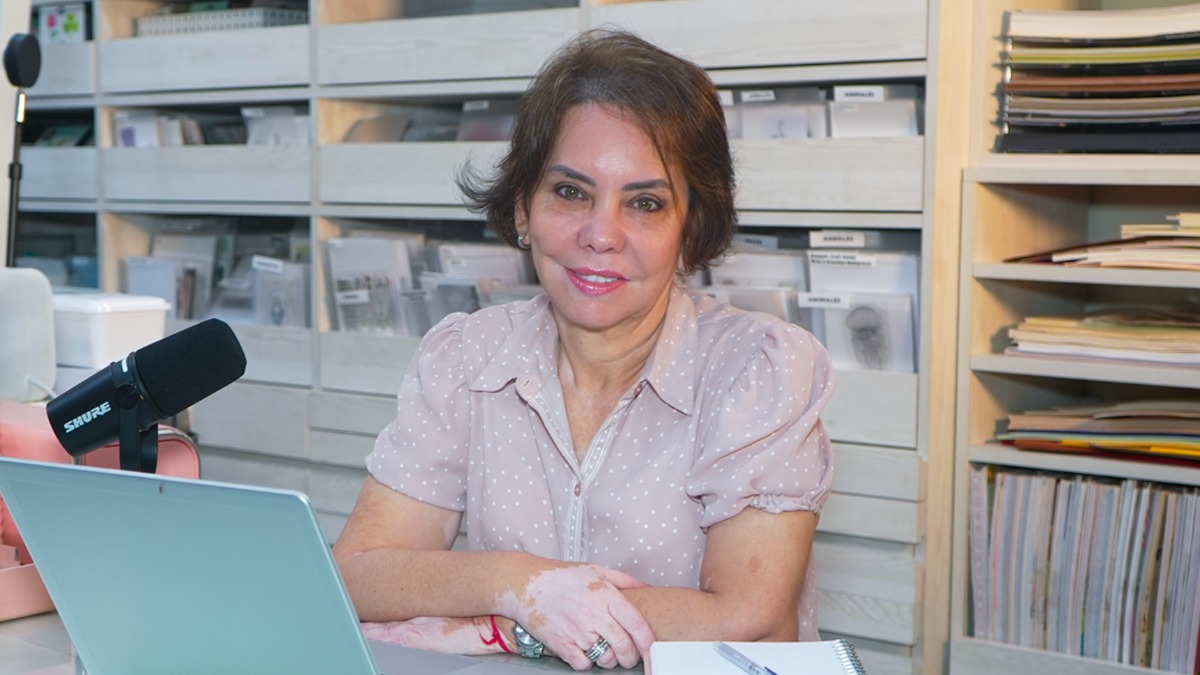 María Paula Muñoz encontró en Unifranz Online la oportunidad de volver a la universidad sin renunciar a los múltiples roles que desempeña. Foto: Unifranz